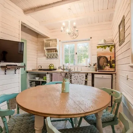 Tatil Evi Ferienhaus In Mit Grill, Garten Und Terrasse Sasino